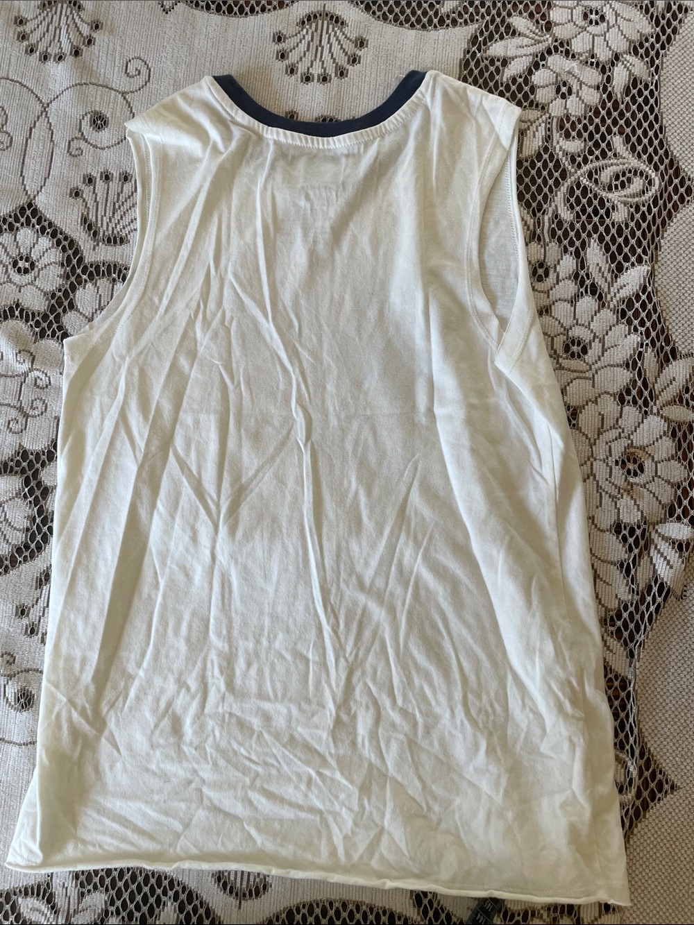MTV 2020 Retro Vibe American Flag Theme Sleeveless Tank Top - Picture 6 of 6